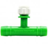 CHICKEN FEEDERS AND WATERERS NIPPLE DRINKER